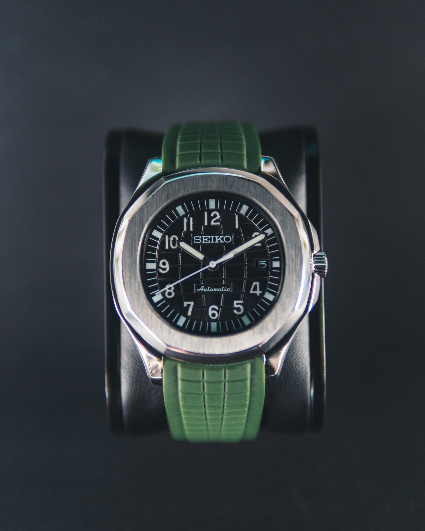 Aquanaut mod med grönt sportband