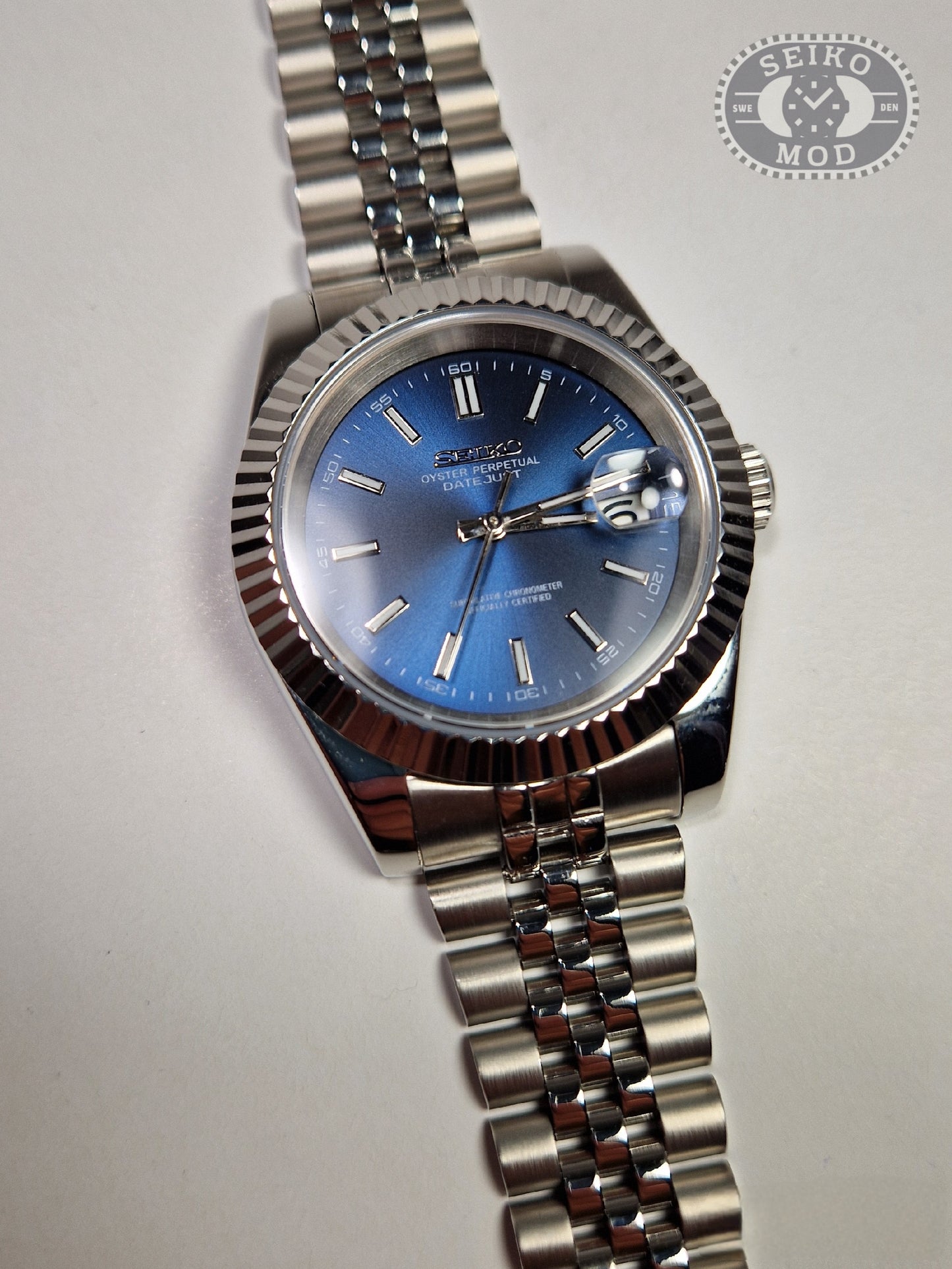 Datejust mod with dark blue dial and Jubilee bracelet