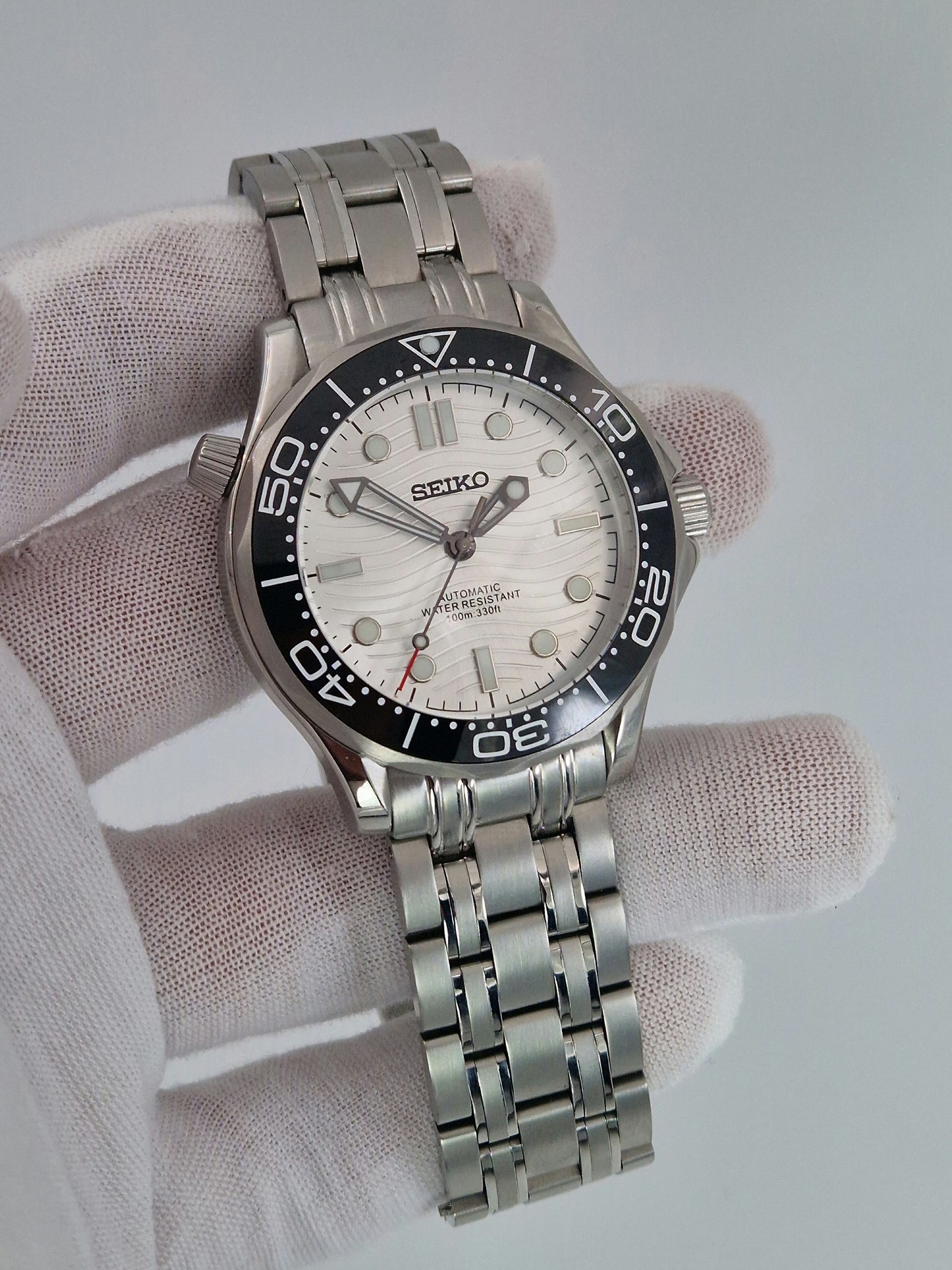 Valkoinen - Seamaster-modi