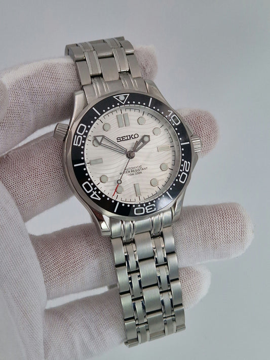 Valkoinen - Seamaster-modi